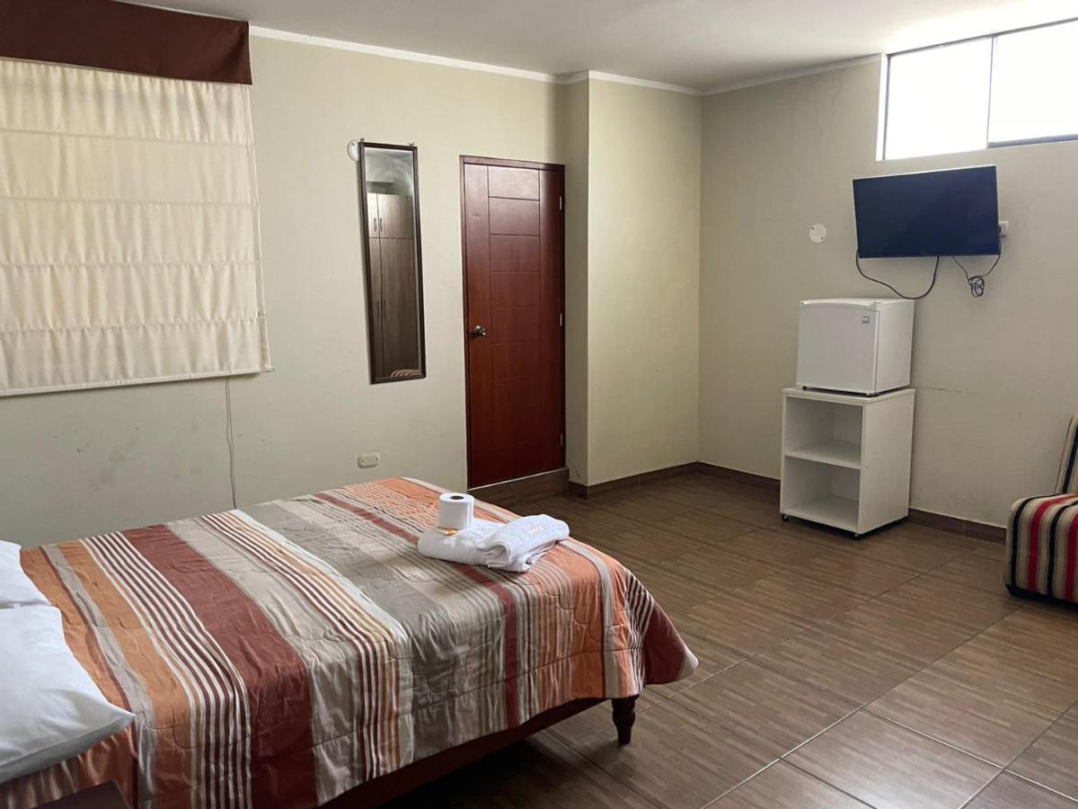 Hotel Plaza Barranca Exterior photo